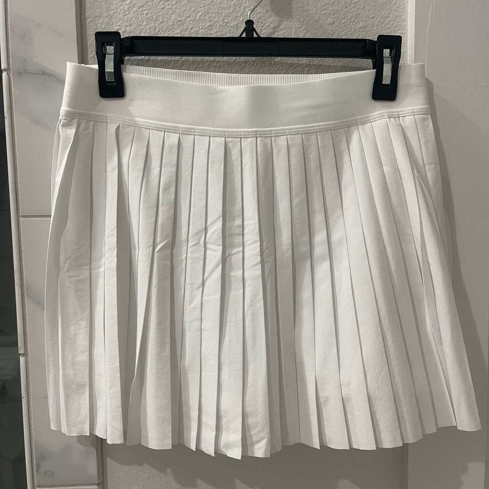 Athleta White Pleated Tennis Mini Skirt